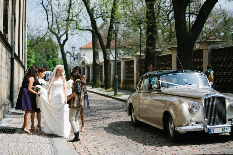 Wedding in Prague Gorgeous love