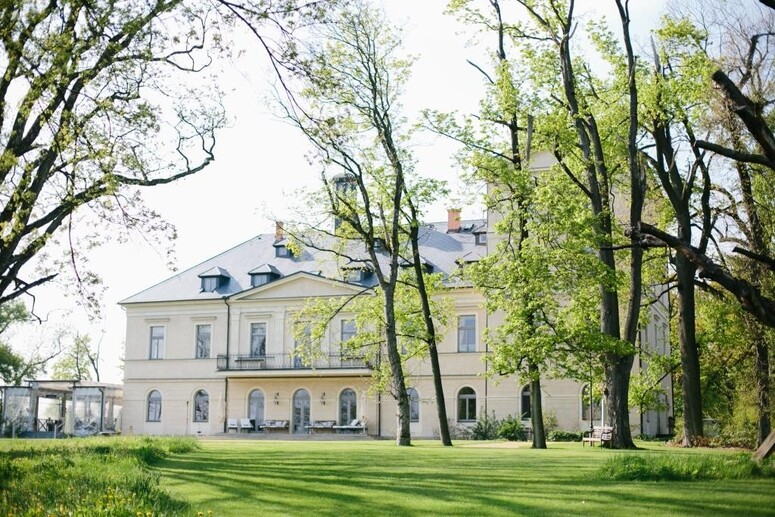 Wedding in Prague Gorgeous love